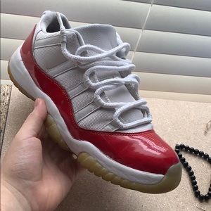 Jordan retro 11 “cherry”
